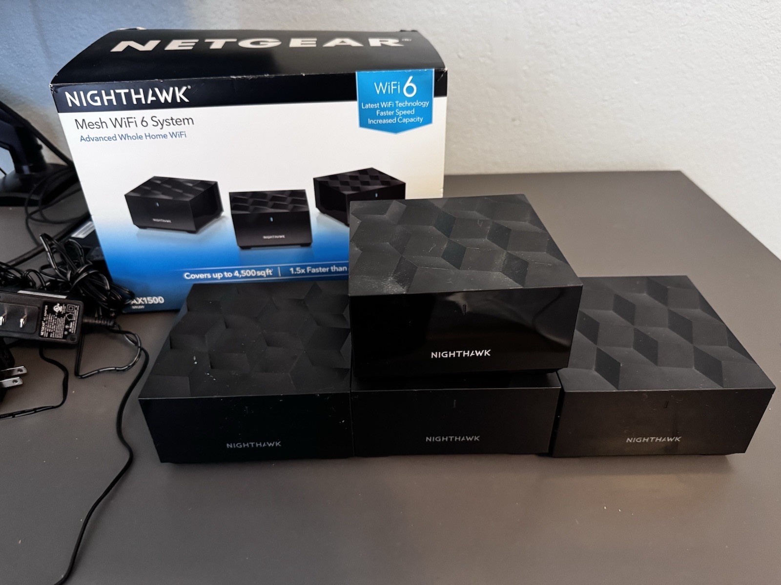 Netgear Nighthawk mesh ax1500 router + three satellites