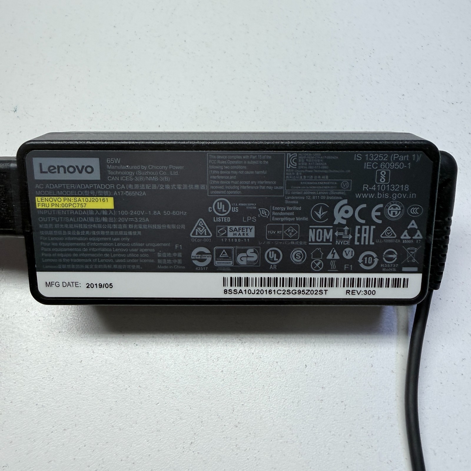 Lenovo 65W AC Adapter Charger 20V 3.25A Slim Tip A17-065N2A SA10J20161