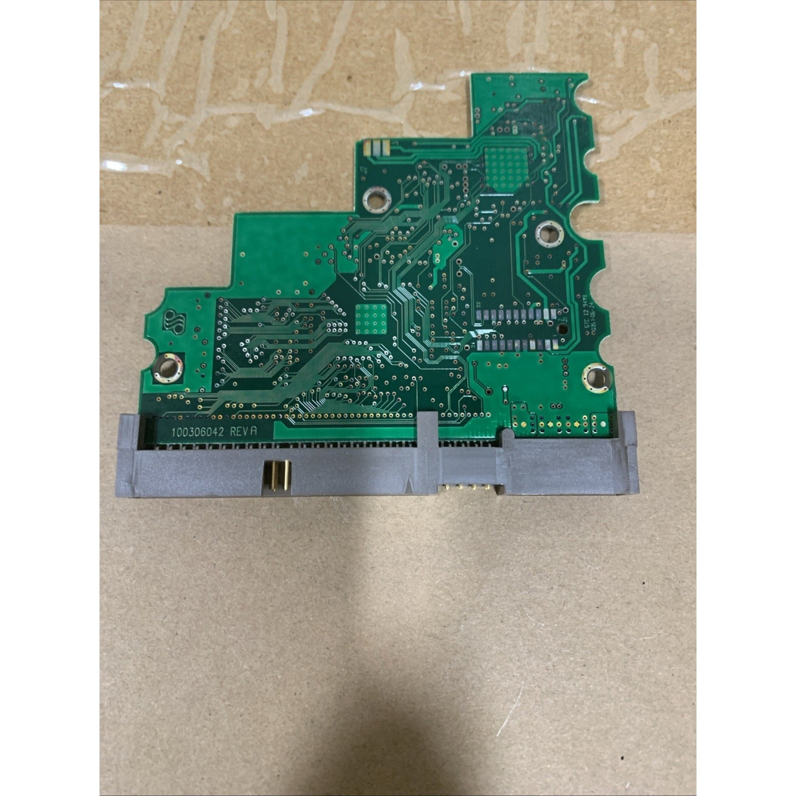 PCB Only Seagate 3.5" ATA/100 HDD Board 100306042 REV A