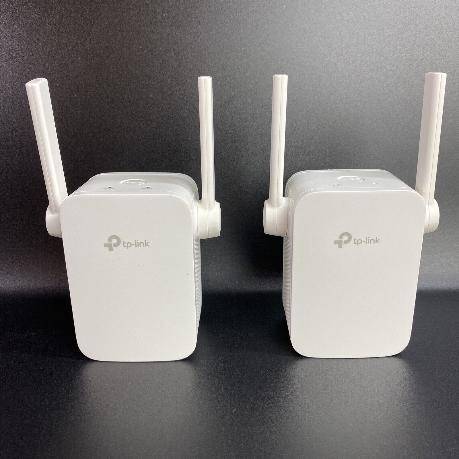 Pair of TP-Link TL-WA855RE 300Mbps WiFi Range Extender RE105  - TESTED