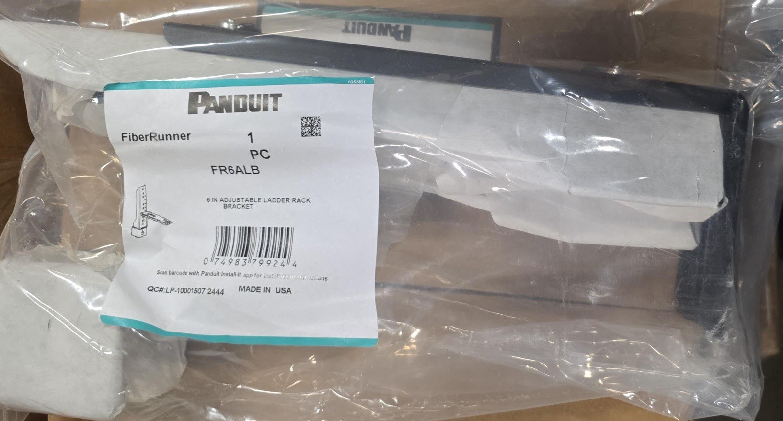 FR6ALB (PANDUIT) 6" Adjustable Ladder Rack Bracket Black