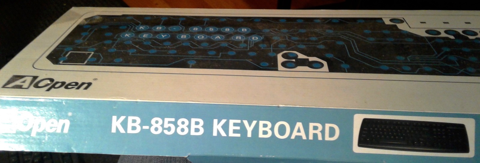 Aopen KB-858B Wired PS/2 Keyboard - Make offer