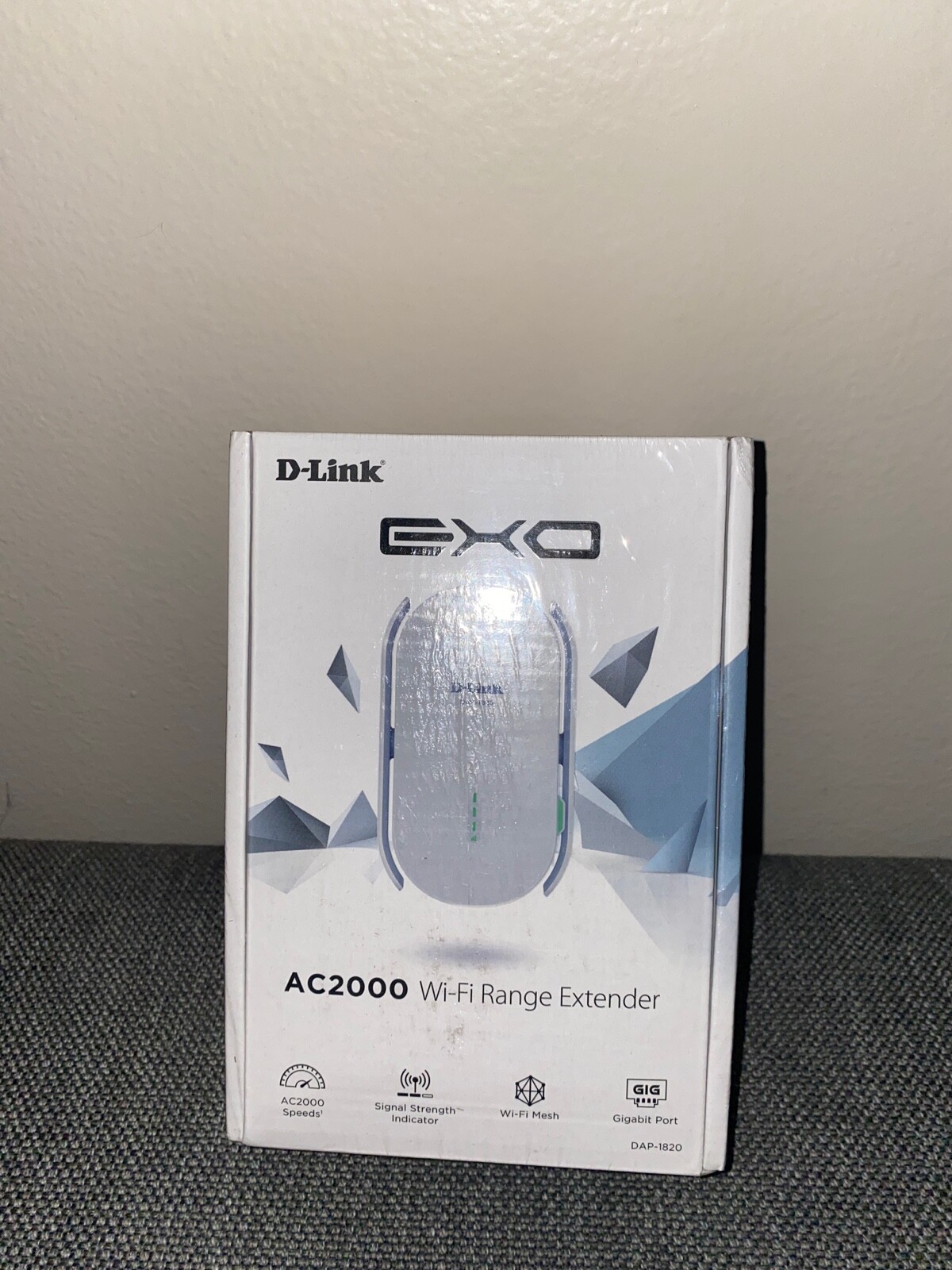 NEW*D-Link WiFi Range Extender Plug EXO Mesh AC2000 DAP1820