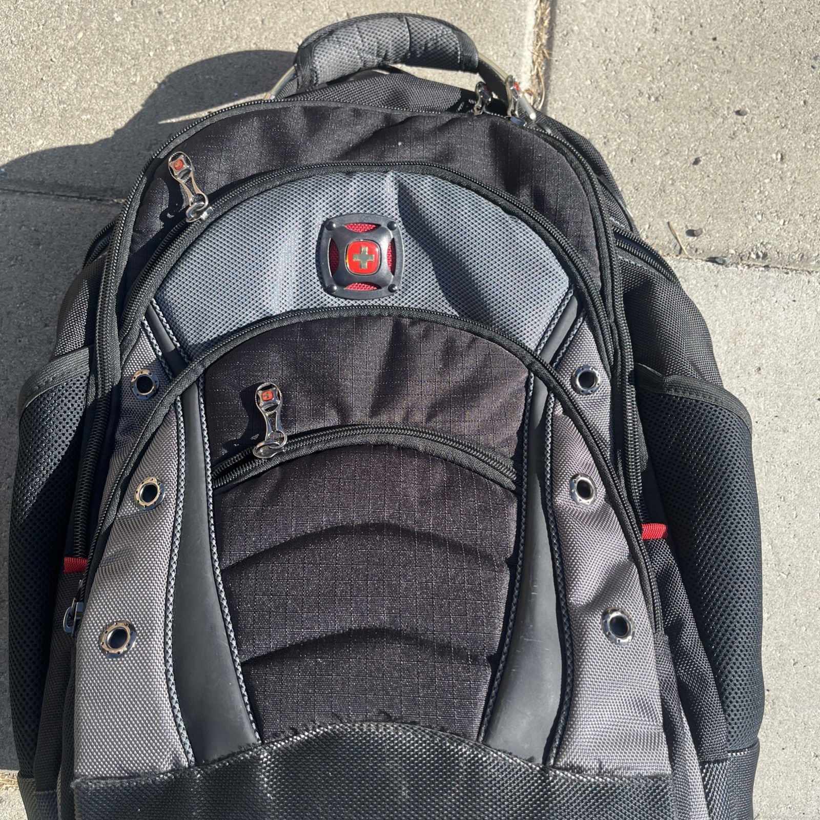 Swiss Gear Uline 16" Laptop Backpack Wenger Synergy - Black/Gray/Red ✅