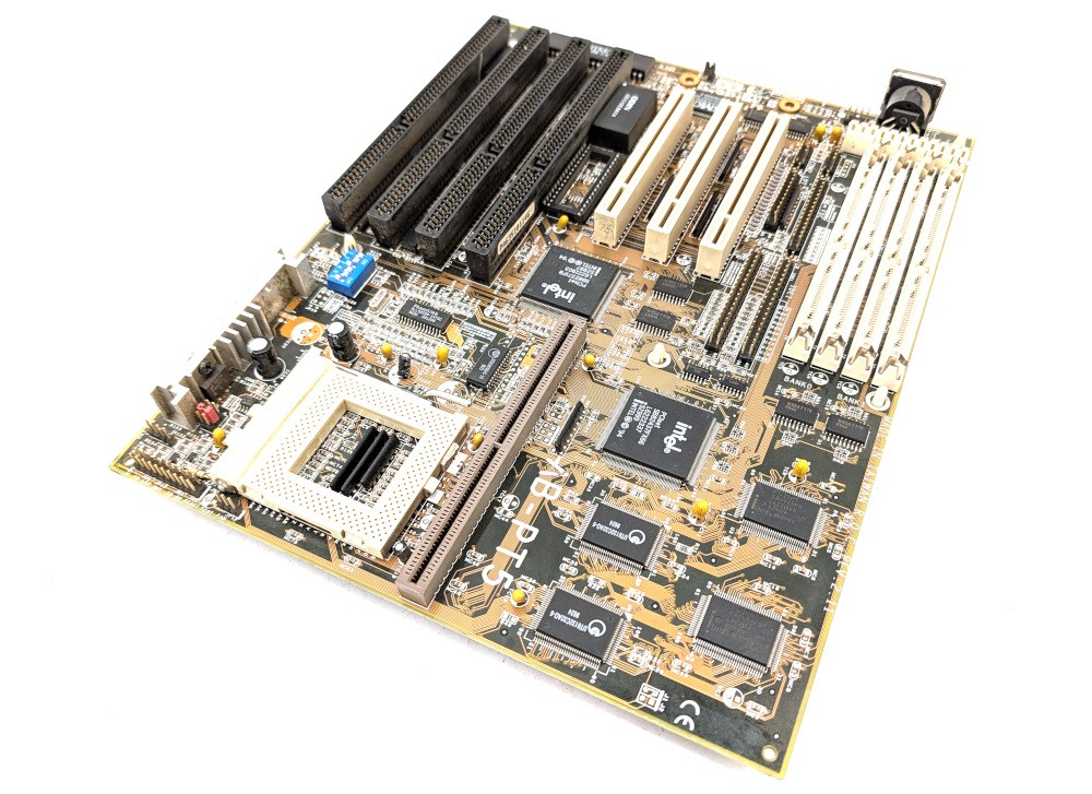 Untested Abit Ab-PT5 Rev 2.11 Mainboard Socket 7 Motherboard Sb82371fb