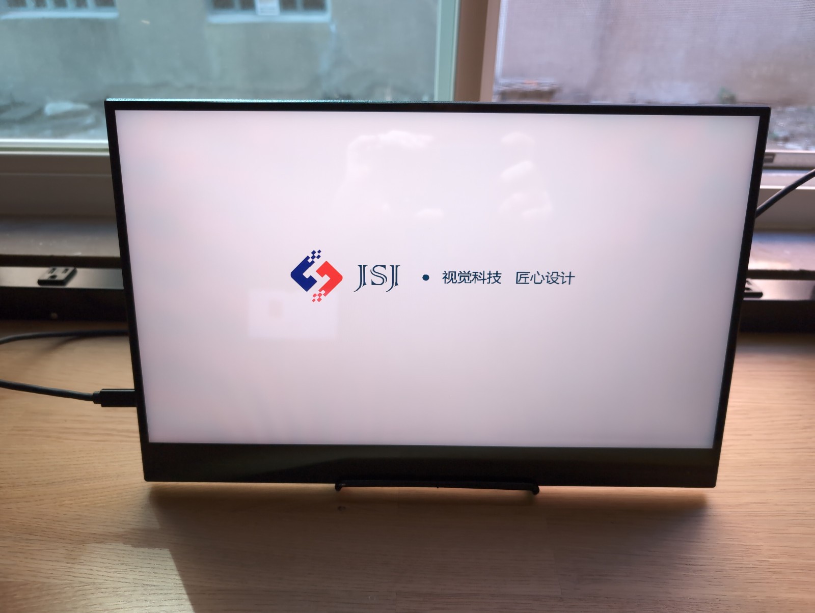 JSJ 17.3 Inch 4K UHD IPS Touch Screen Portable Monitor USB C Display