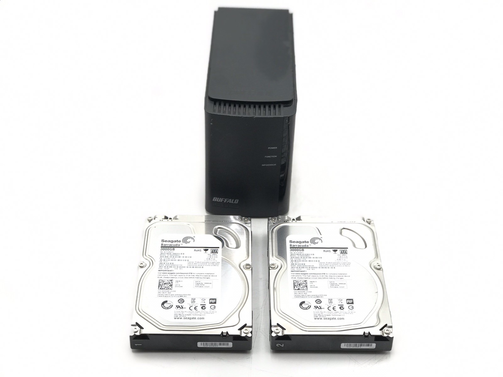 BUFFALO LinkStation LS-WX6.0TL/R1 w/ x2 Seagate 3000GB HDD