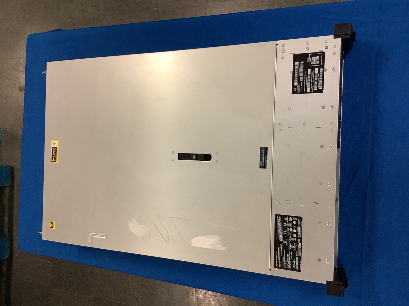 HP 868704-B21 ProLiant DL380 G10 24SFF Server Chassis 800W PSU MB#P11782-001