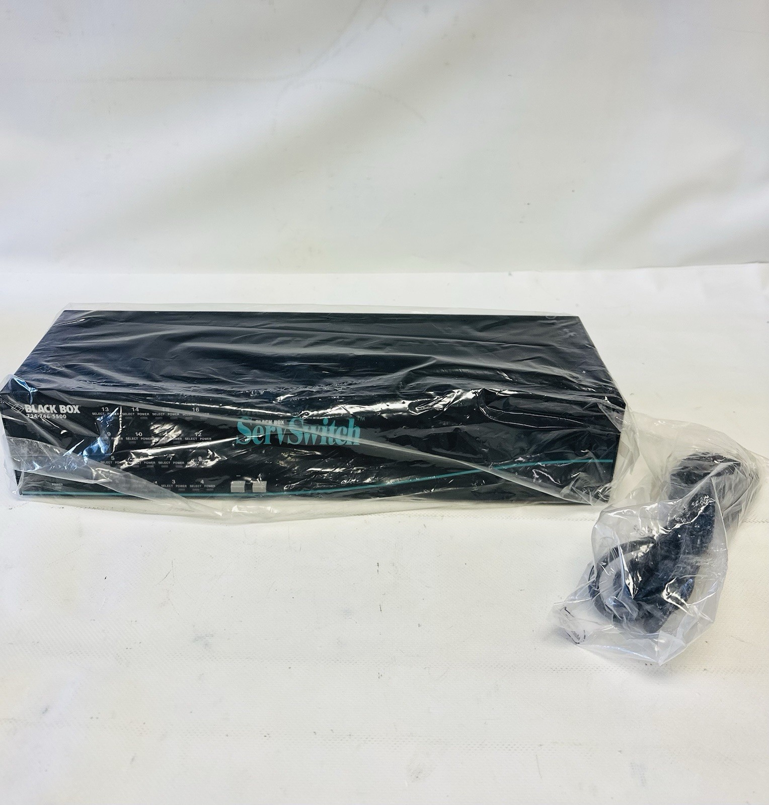 Black Box Matrix ServSwitch SW765A-R3