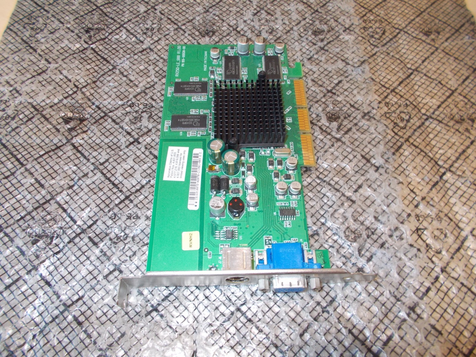 HP ATI Radeon 9000 LE 64MB AGP Video Card RV250-LE_988 5187-1960