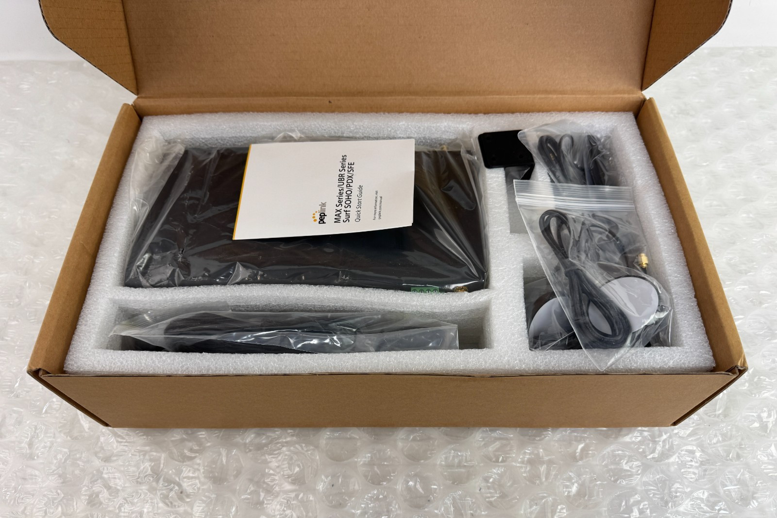 Pepwave MAX HD2 LTEA Dual 4G LTE Mobile Cellular Router