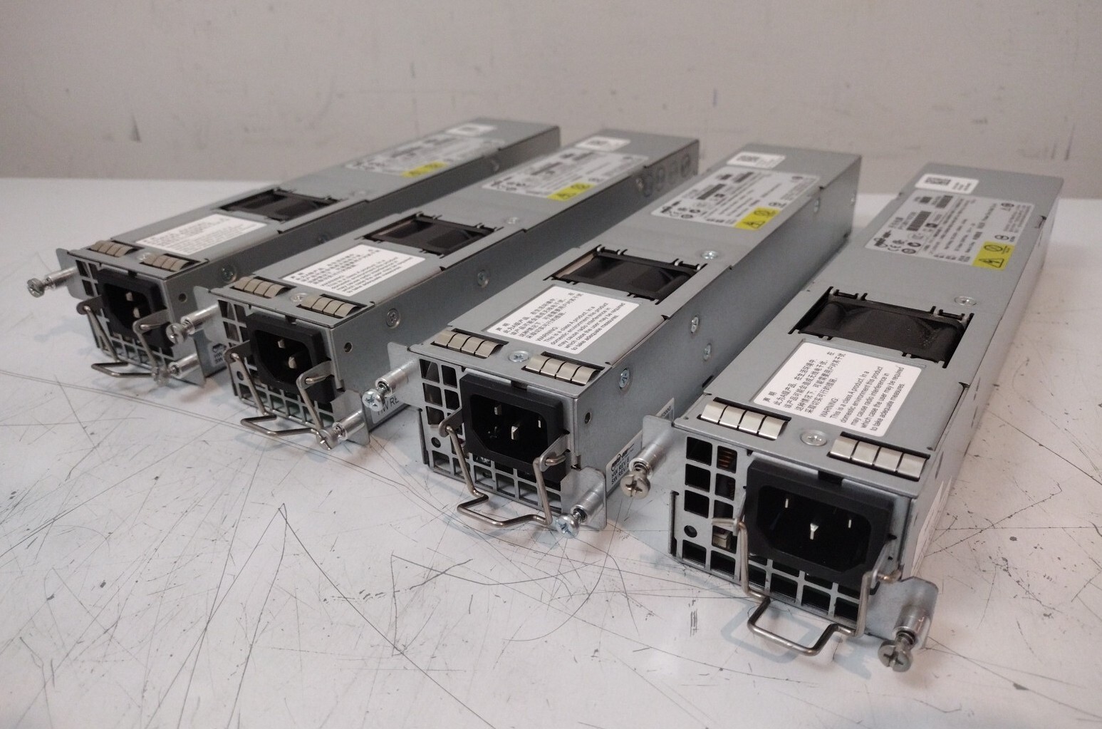 4pk Brocade RPS9 Power-One FN00001 504W Power Supply 32034-002A For Brocade RPS9