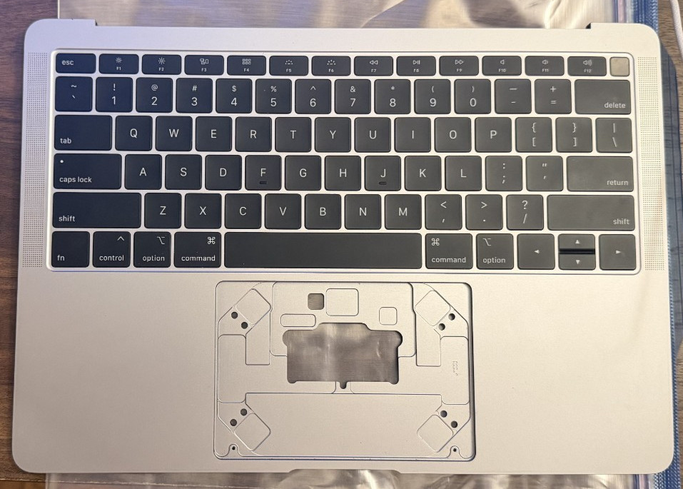 GRADE A / GENUINE Top Case Keyboard, Touch ID, Battery MacBook Air 13 A1932 2019