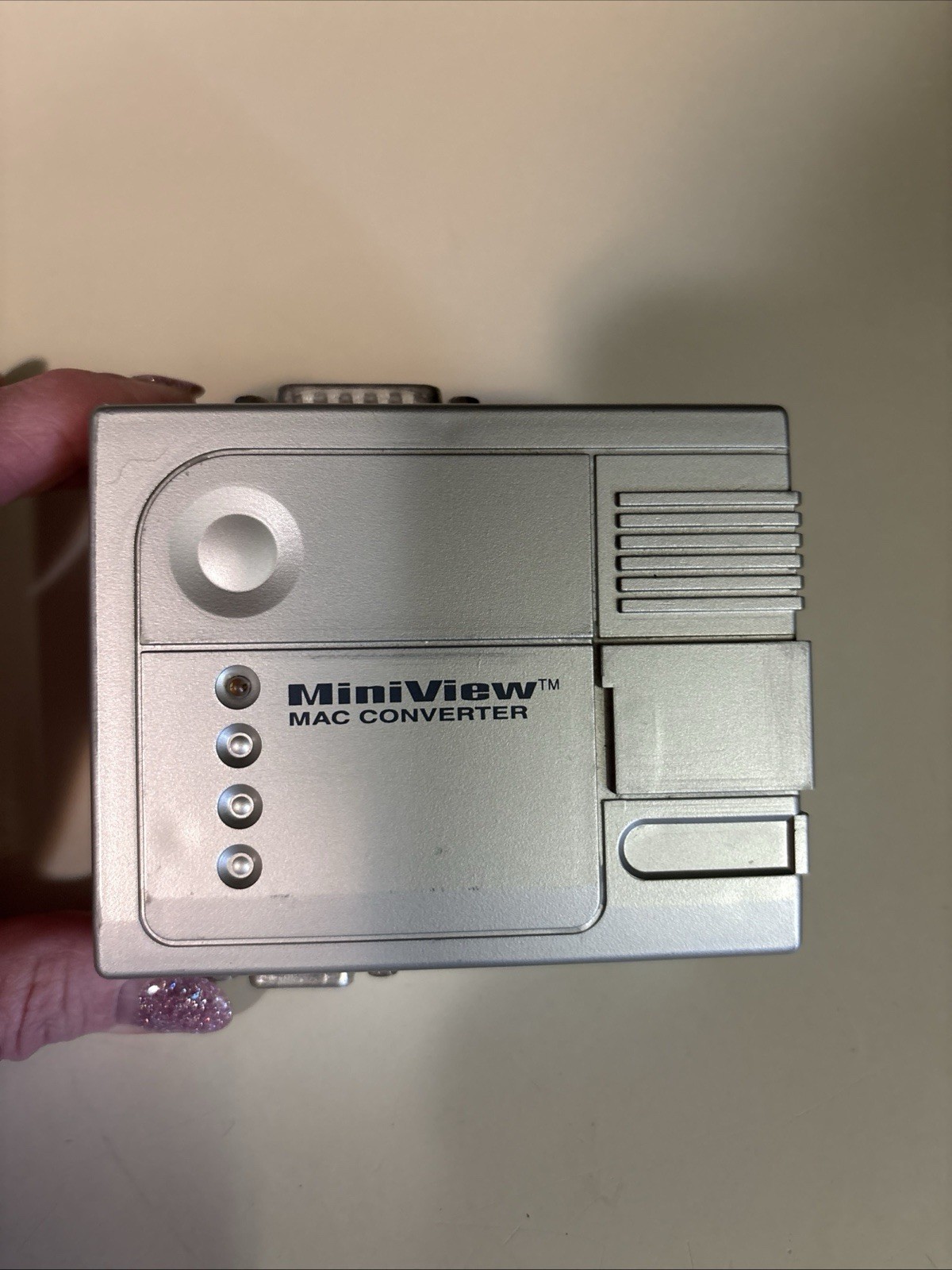 IOGEAR G-CV-160 MiniView Mac Converter Vintage Macintosh VGA Adapter Untested