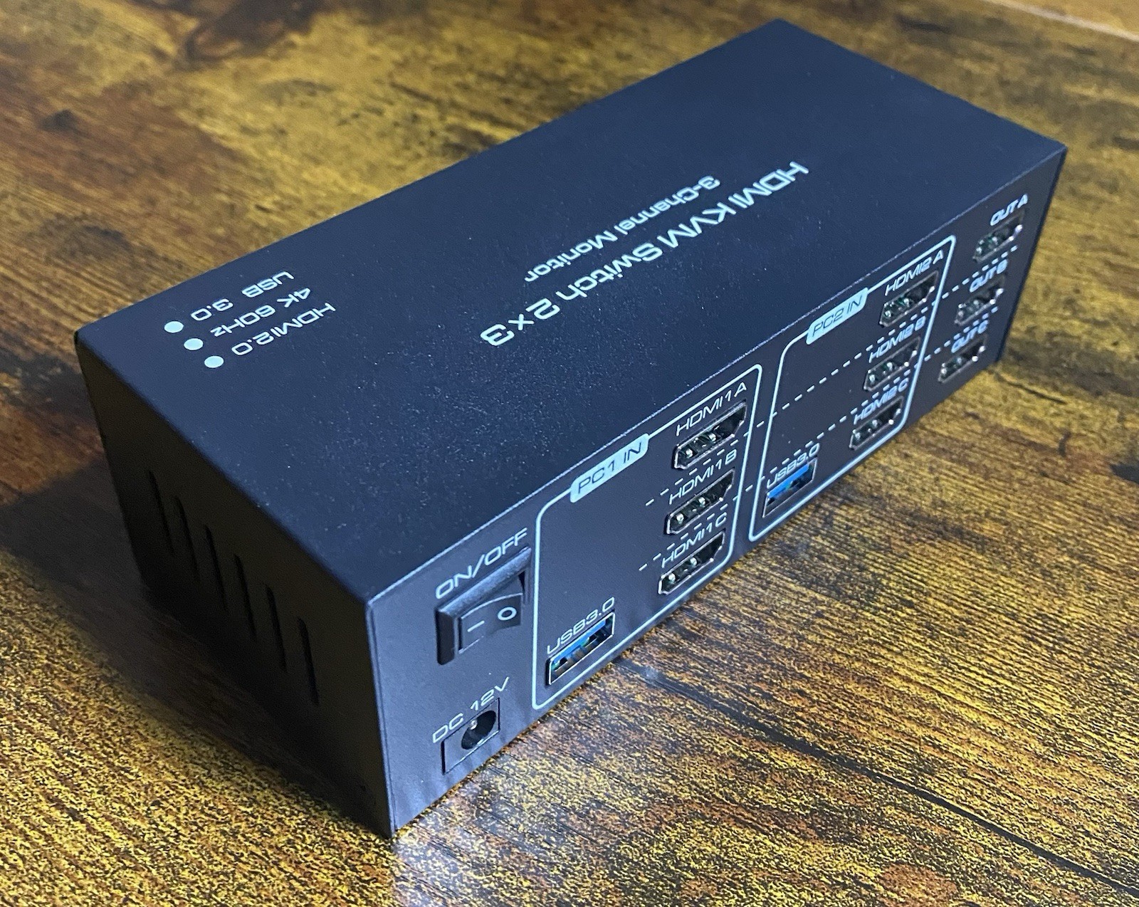 HDMI KVM Switch 2x3 3-Channel Monitor 4K 60Hz USB 3.0 2 PC 3 Monitor New