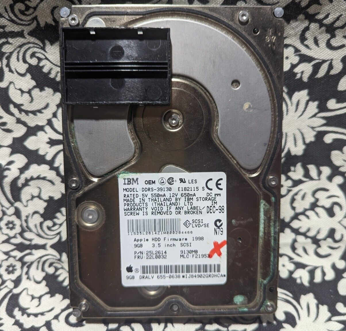 Vintage IBM SCSI DDRS-39130 9GB 68pin 03L5292 Hard Drive RM3-HD2 *for parts*