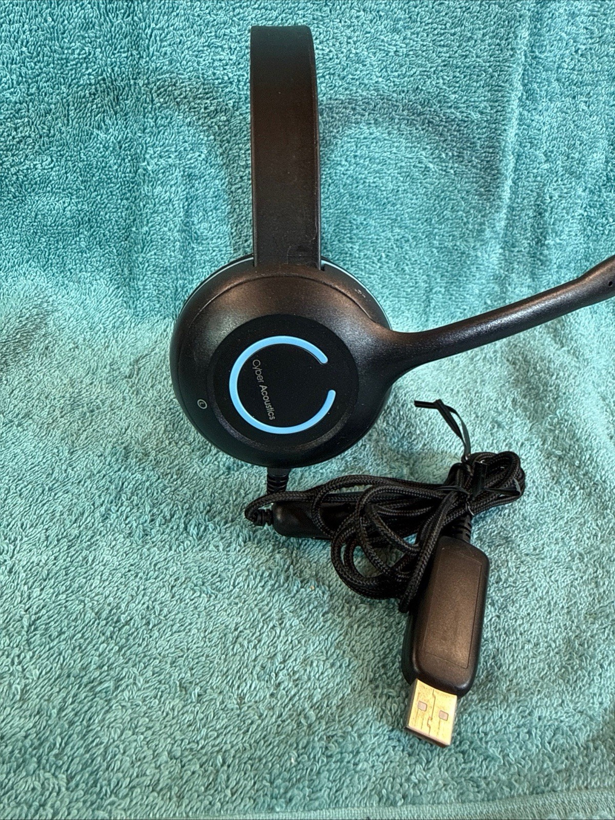 Cyber Acoustic AC-5008 Headset Via USB Connection - Black And Blue Colour