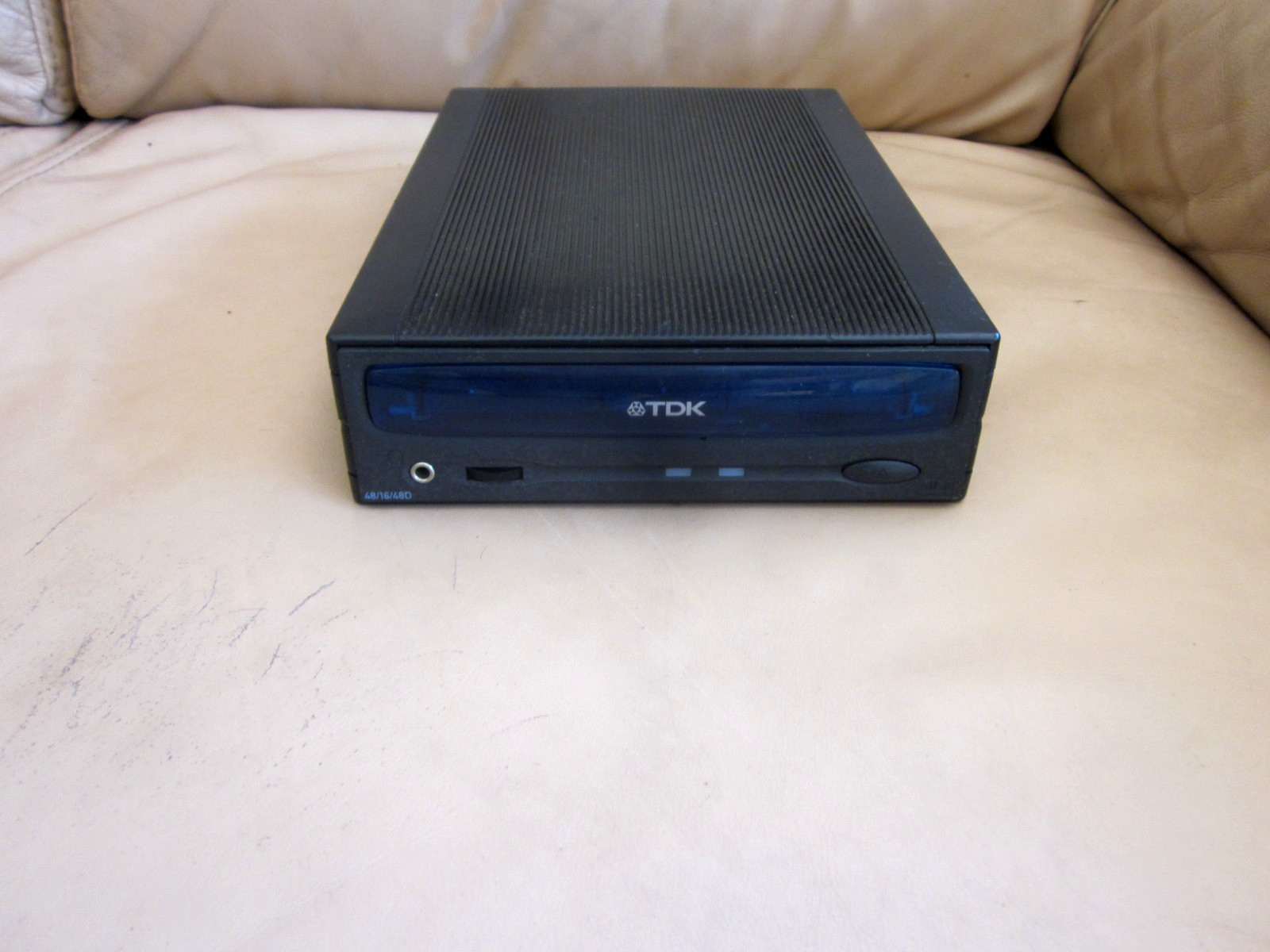 TDK External Black 48/16/48D CD-RW DRIVE NO PS
