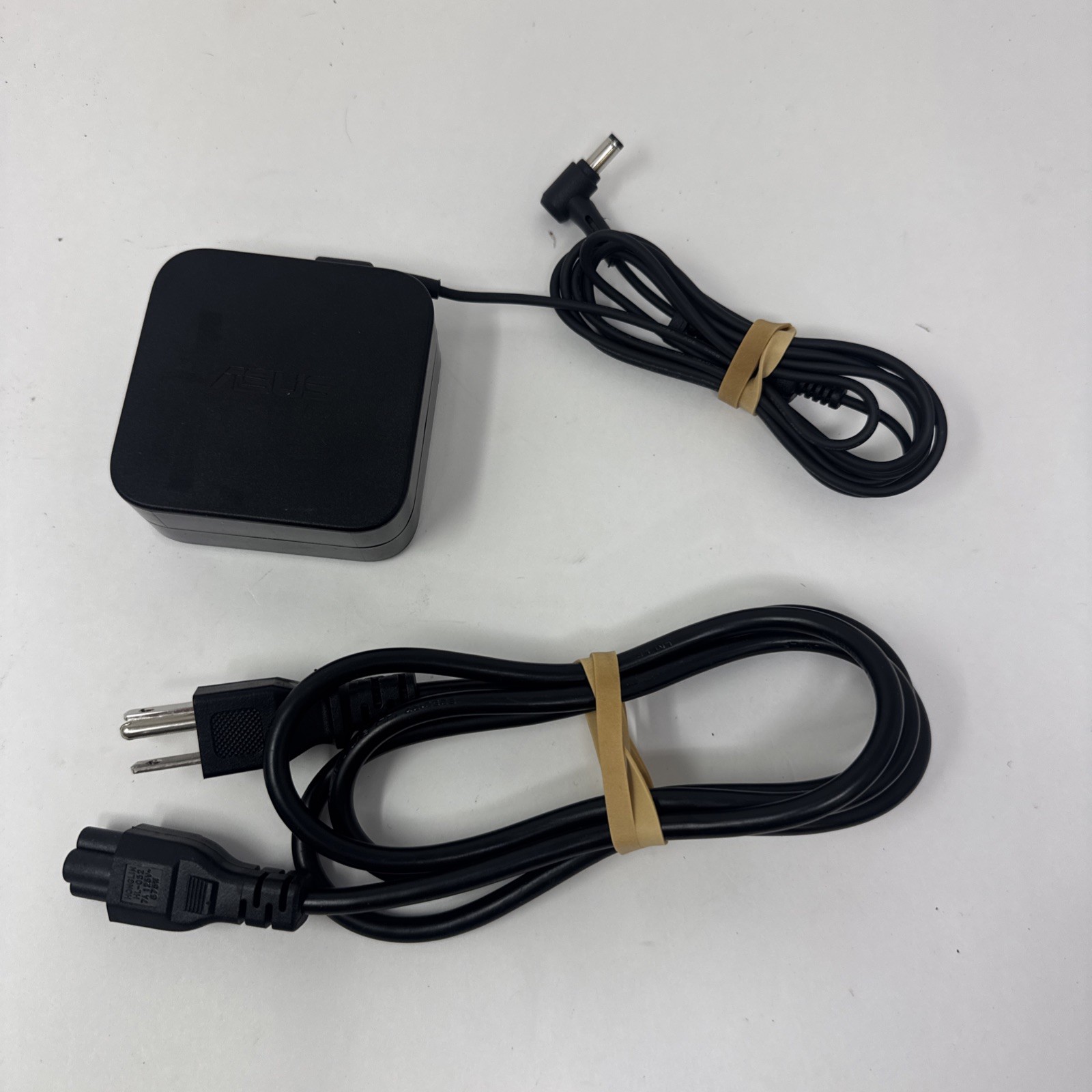 Genuine ASUS ADP-65GD B 65W 19V 3.42A AC Power Adapter Laptop Charger OEM