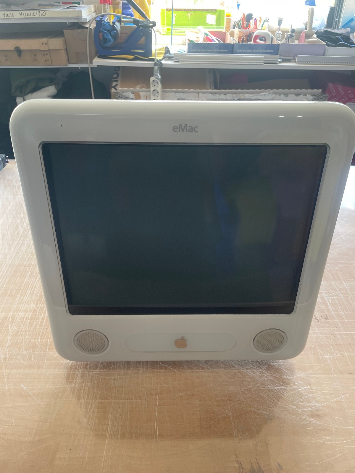 Apple eMac – Model A1002 – Vintage Macintosh