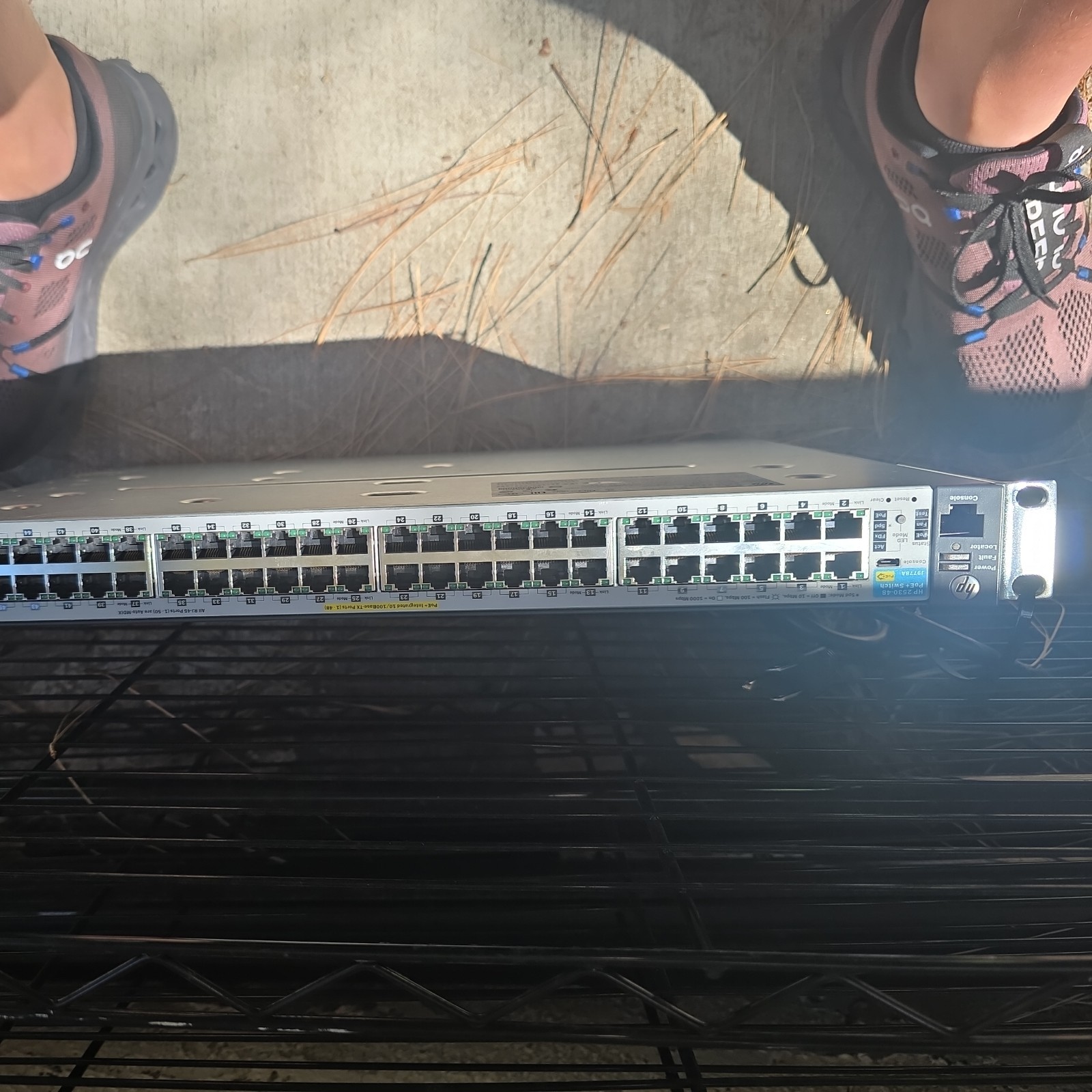 HP ProCurve  J9772A, 2530-48G POE 48 Port Gigabit Ethernet Switch 4x SFP