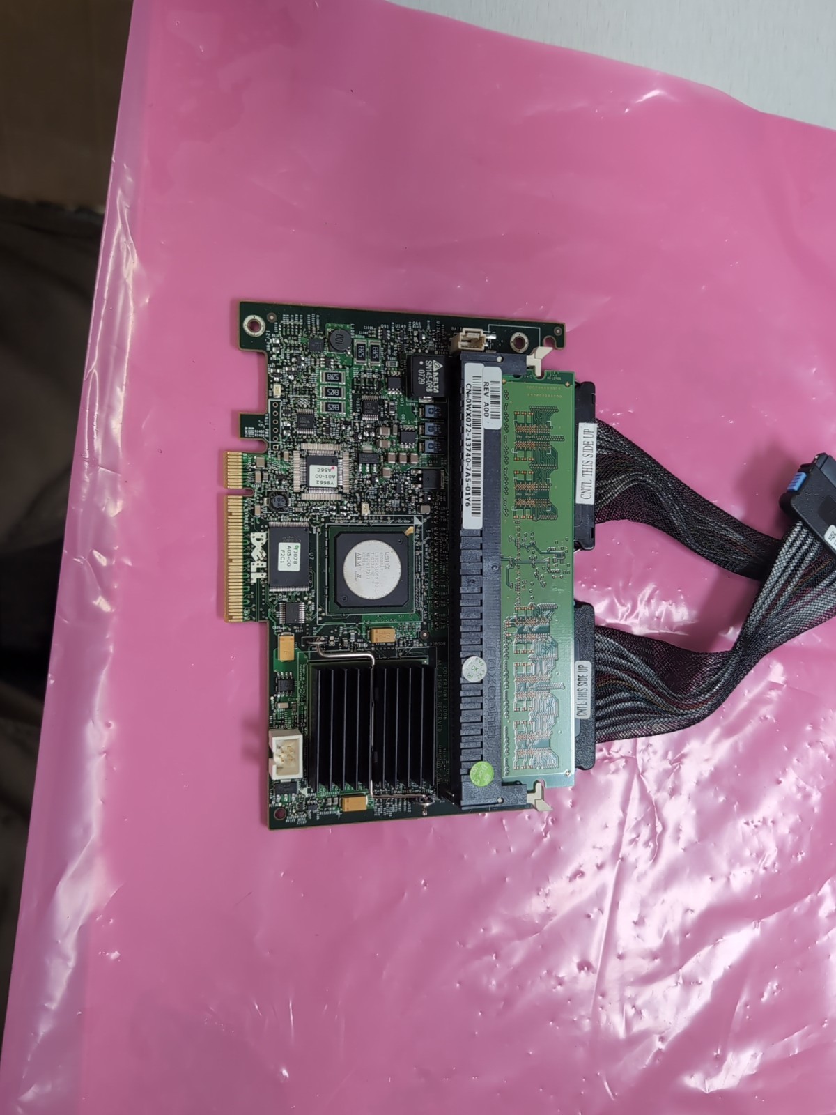 Dell CN-0WX072 RAID Controller W/ Cables W/ 256 Ram Stick 
