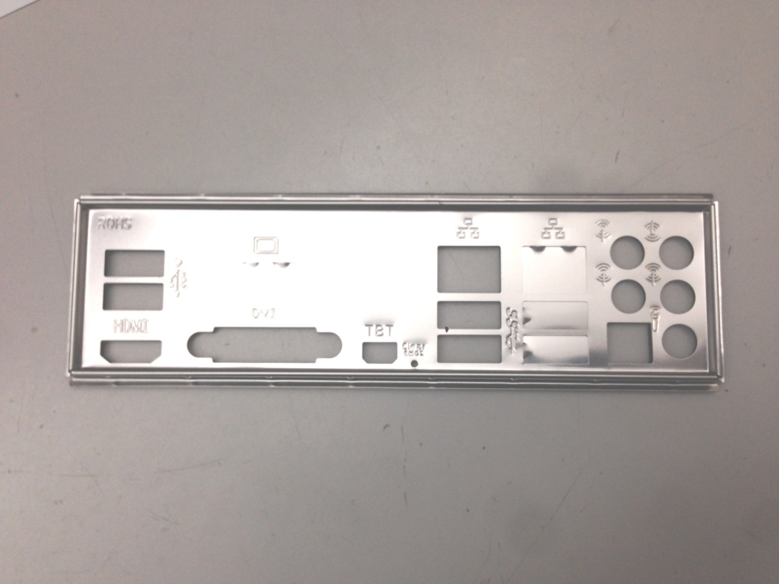 ORIGINAL Supermicro I/O SHIELD C7Z87-OCE