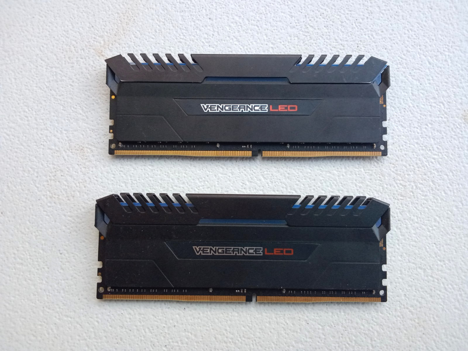 Vengeance LED RAM Computer Memory Bars 16 GB (2x8GB)