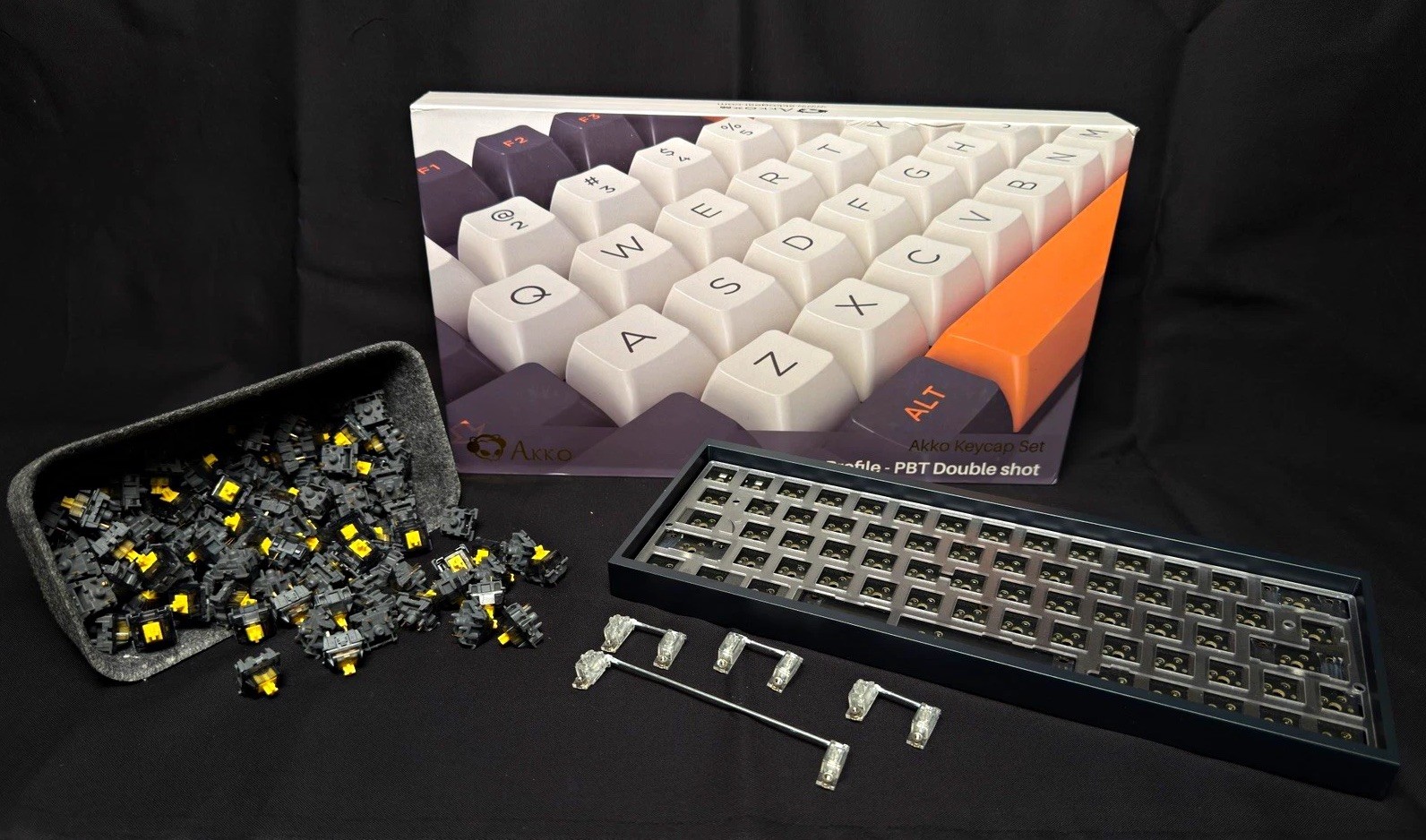 Original Tofu60 Keyboard Kit With ASA Keycaps And Drop Holy Panda X Switches