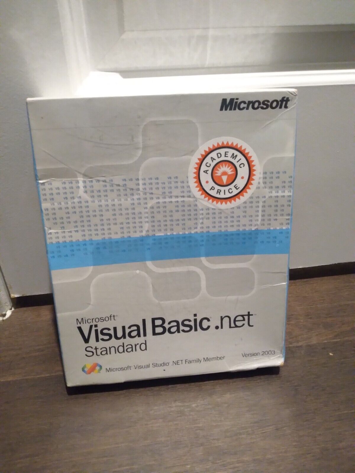 Genuine Microsoft Windows Visual Basic.net Standard Family Member Version 2003