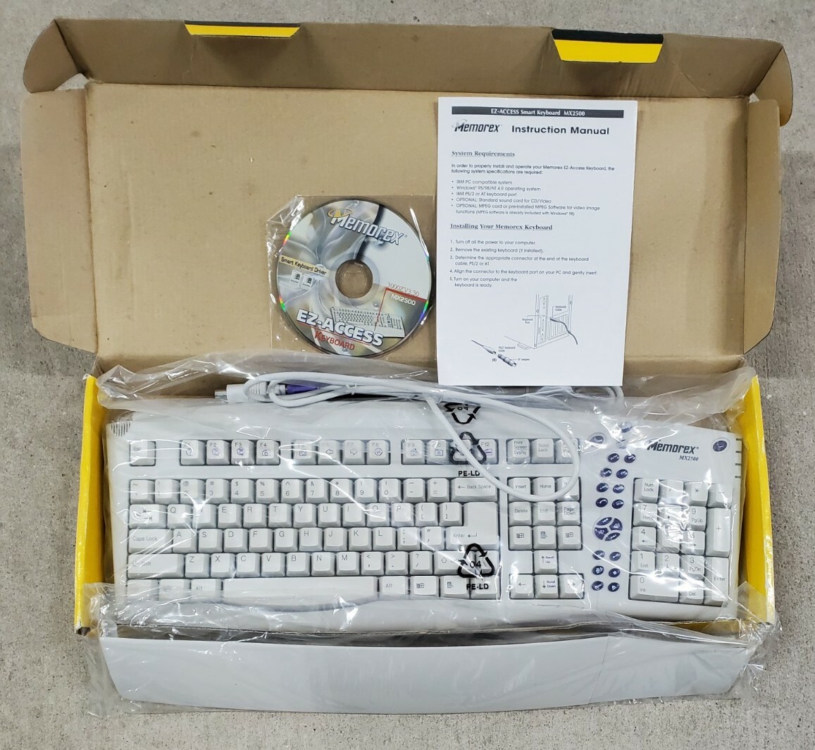 Memorex EZ-ACCESS Computer Wired Keyboard MX2500 Multimedia Internet Keys RARE