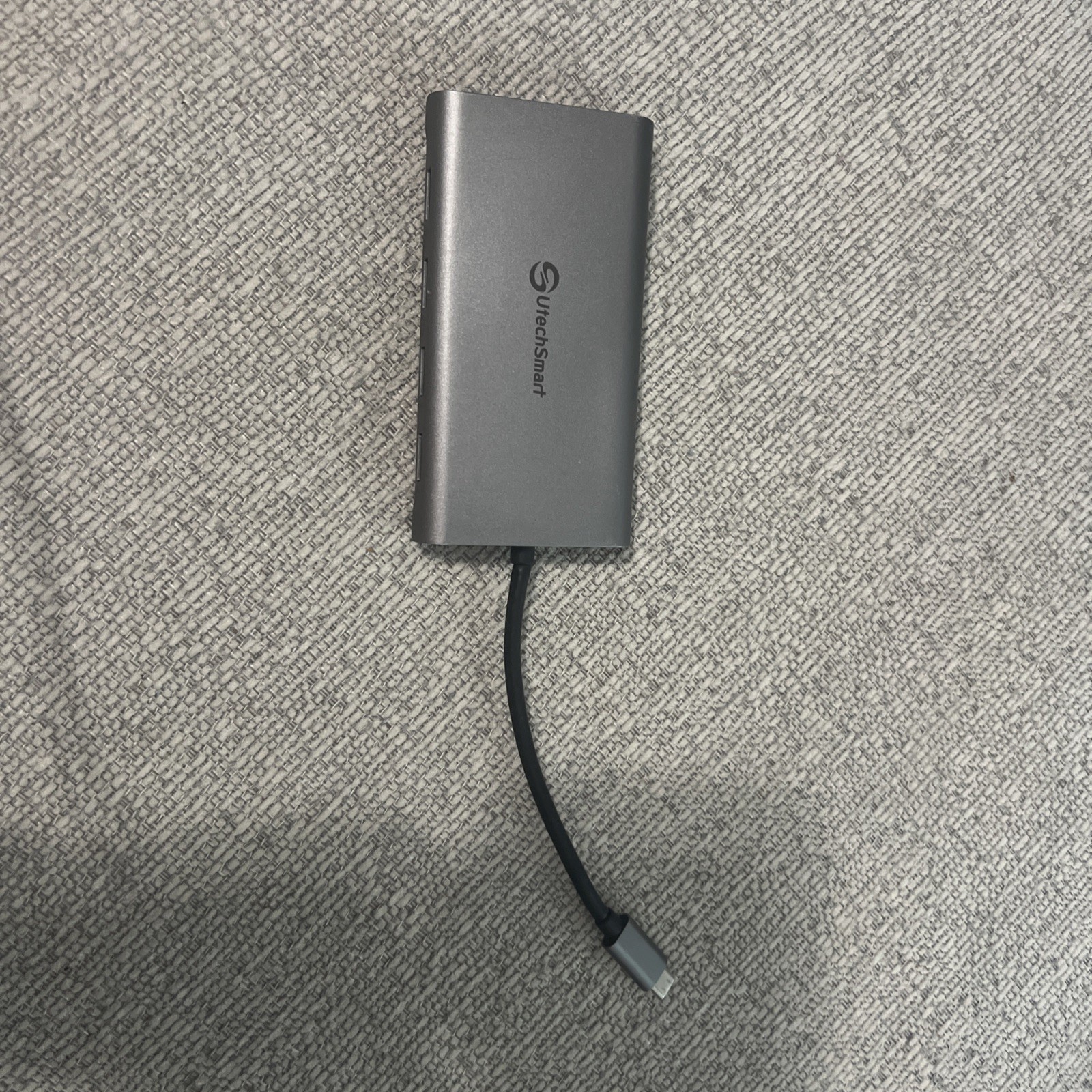 UtechSmart USB C Hub 10-in-1 USB Travel Dock Docking Station UCN3265