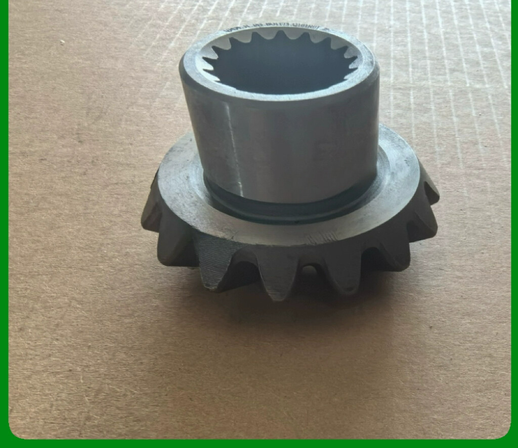 1PCS NEW FOR 3B5543B604 front axle differential gear half shaft teeth SU53937
