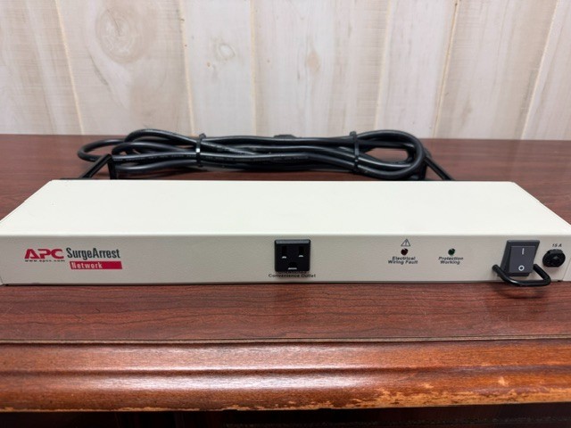 APC NET9RM SurgeArrest Network 9-Outlet Power Distribution Unit 120VAC 15A