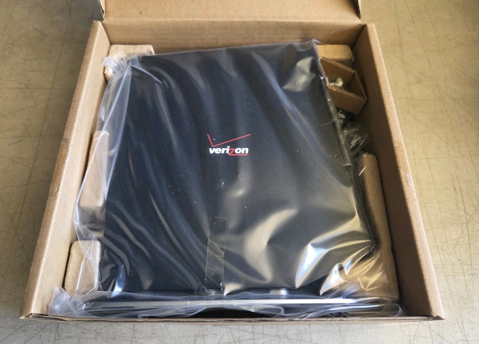 Verizon G1100 Fios Dual Band Quantum Gateway AC1750 Wireless Modem WiFi Router 