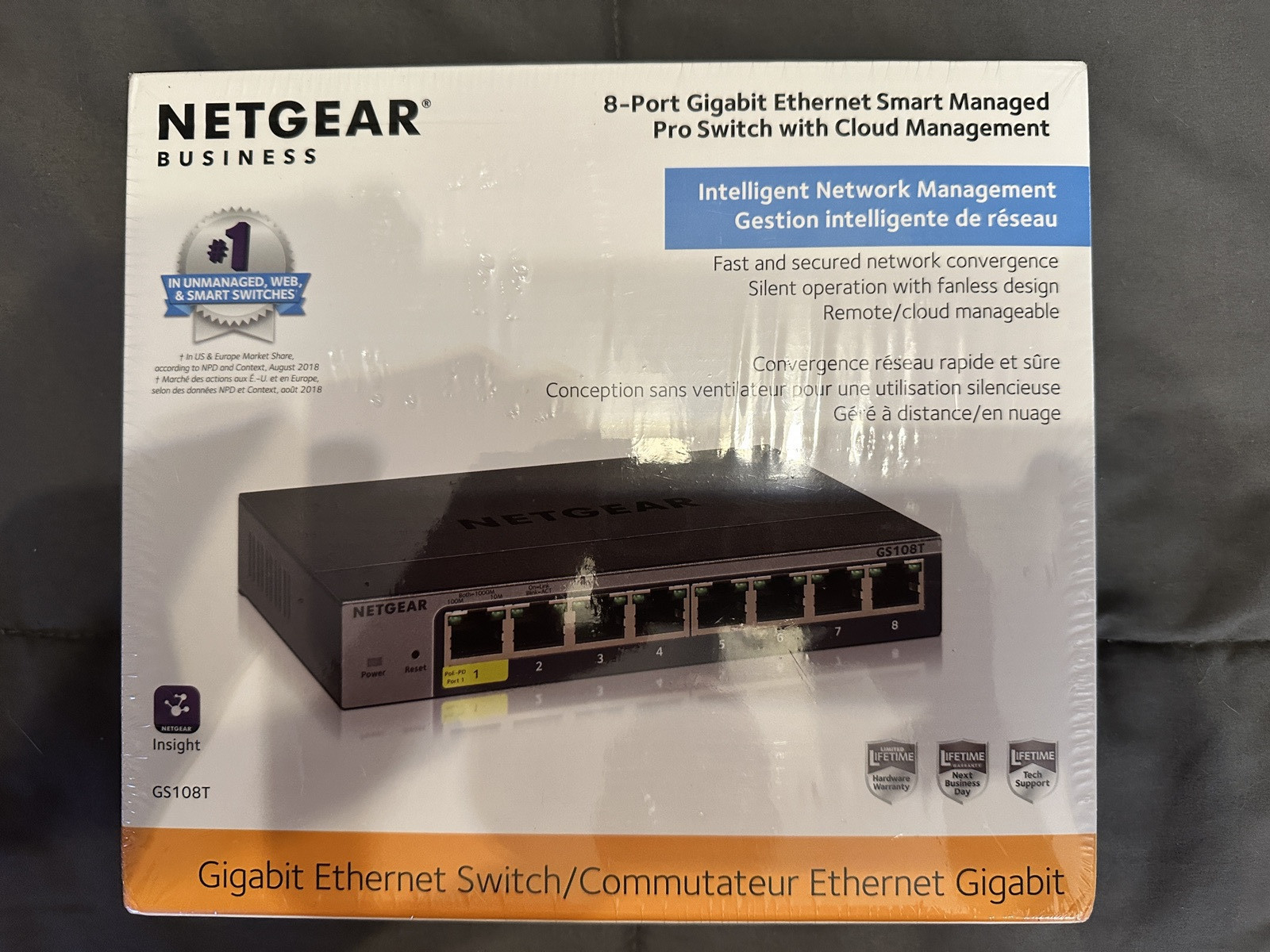 NETGEAR GS108T-300NAS Gigabit Smart Switch w/Cloud Management (GS108Tv3)