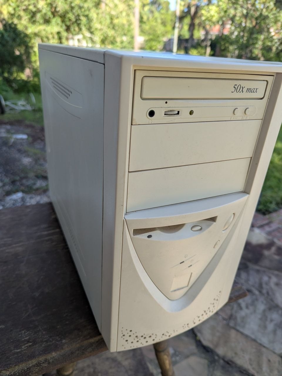 Vintage Beige Desktop PC Tower Case w/ 50x CD-ROM For Parts Repair TC