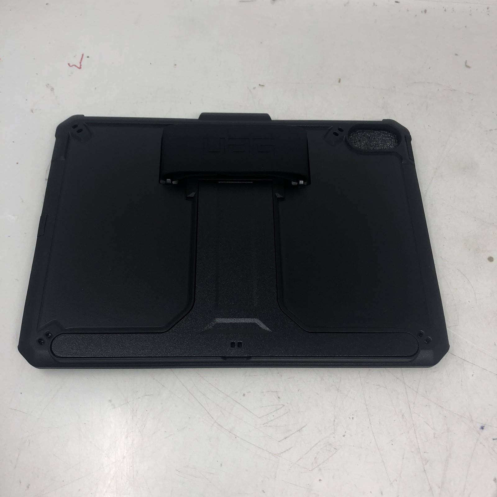 URBAN ARMOR GEAR UAG 11" Designed for iPad 2022,Black{P/N:12339HB14040}