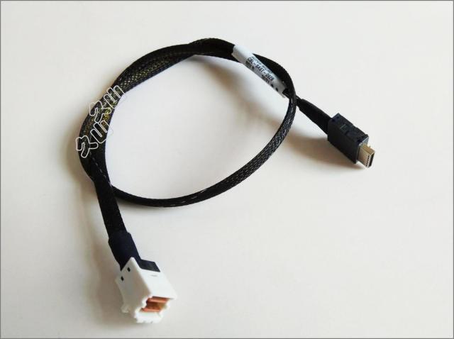 Supermicro CBL-SAST-0929 57cm OCuLink to MiniSAS HD Cable