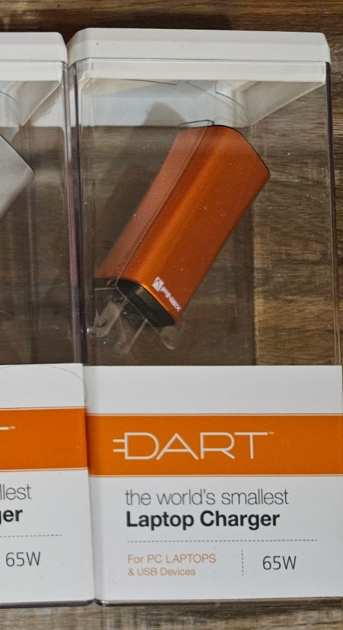 Dart Universal USB Laptop Charger World's Smallest Power Supply Adapter 65w NEW
