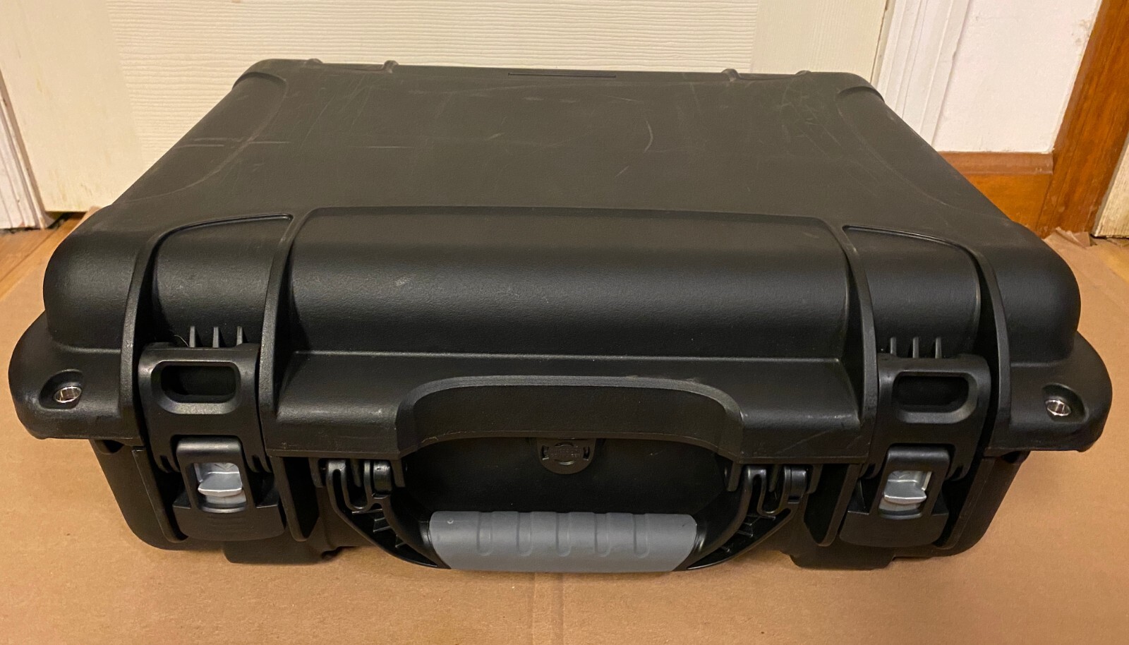 Nanuk 930 Hard Carry Case with Foam for Laptop Travel, Outside 19.5X16X7.5"