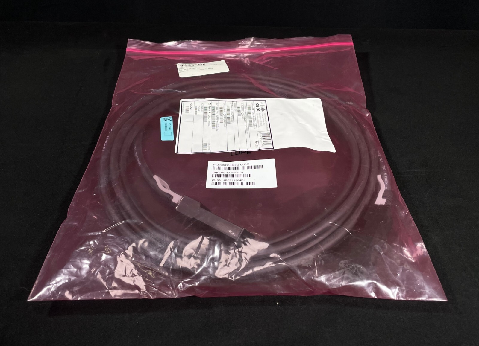 NEW Genuine Cisco  QSFP-H40G-CU5M 40G QSFP+ 5M Passive Direct Attach Cable