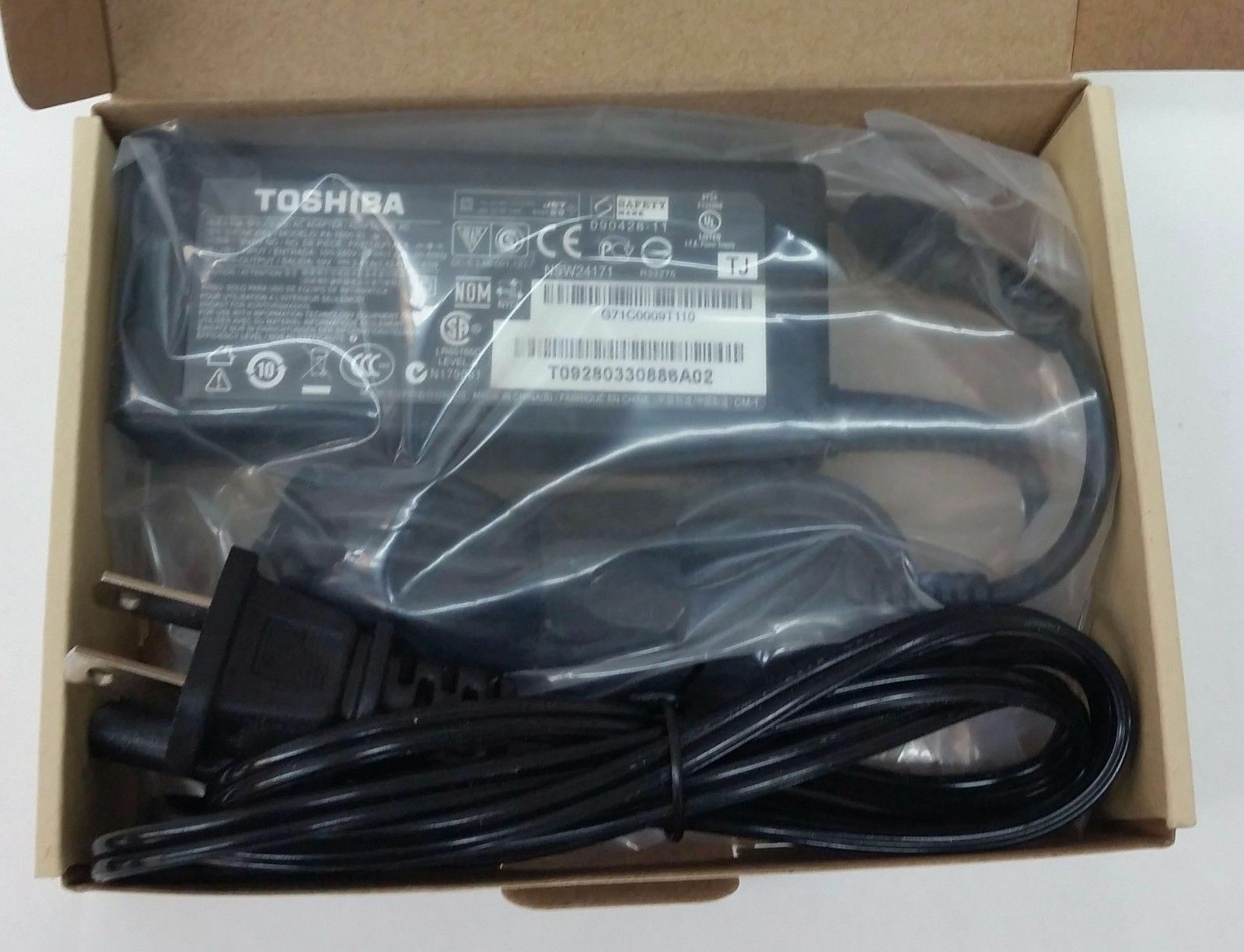 Genuine Brand AC Adapter Charger for Toshiba Laptop with Power Cord 19V 3.42A65W