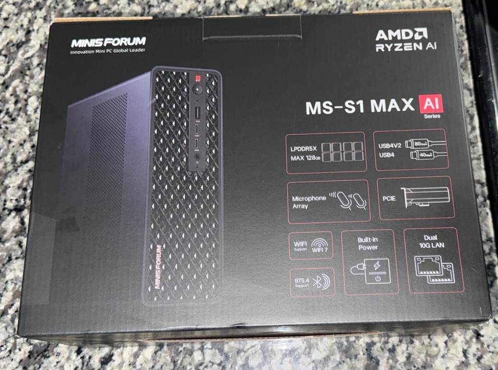 MS-S1 Max Mini Workstation AMD Ryzen AI Max+ 395(16C/32T) 64GB LPDDR5 2TB SSD