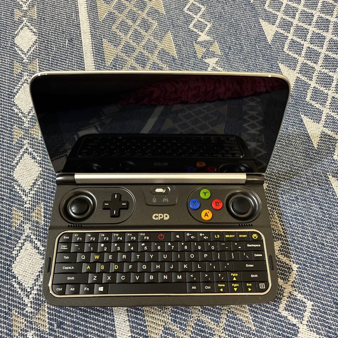 GPD WIN2 Handheld Gaming PC Intel Core m3-7Y30 8GB RAM 256GB SSD Portable