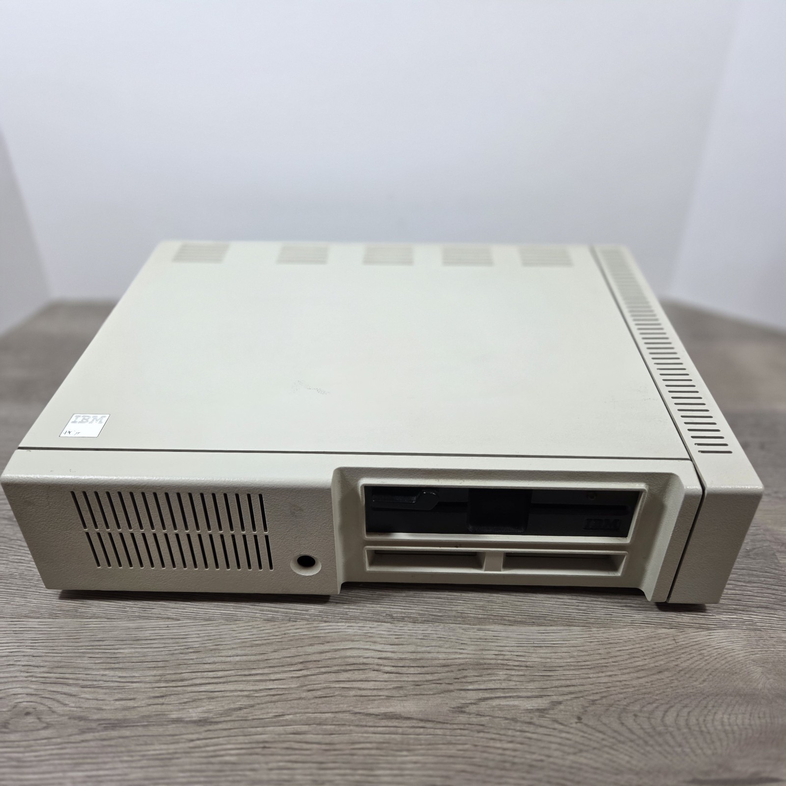 IBM PCjr computer Model 4860 WORKING To Boot Screen 