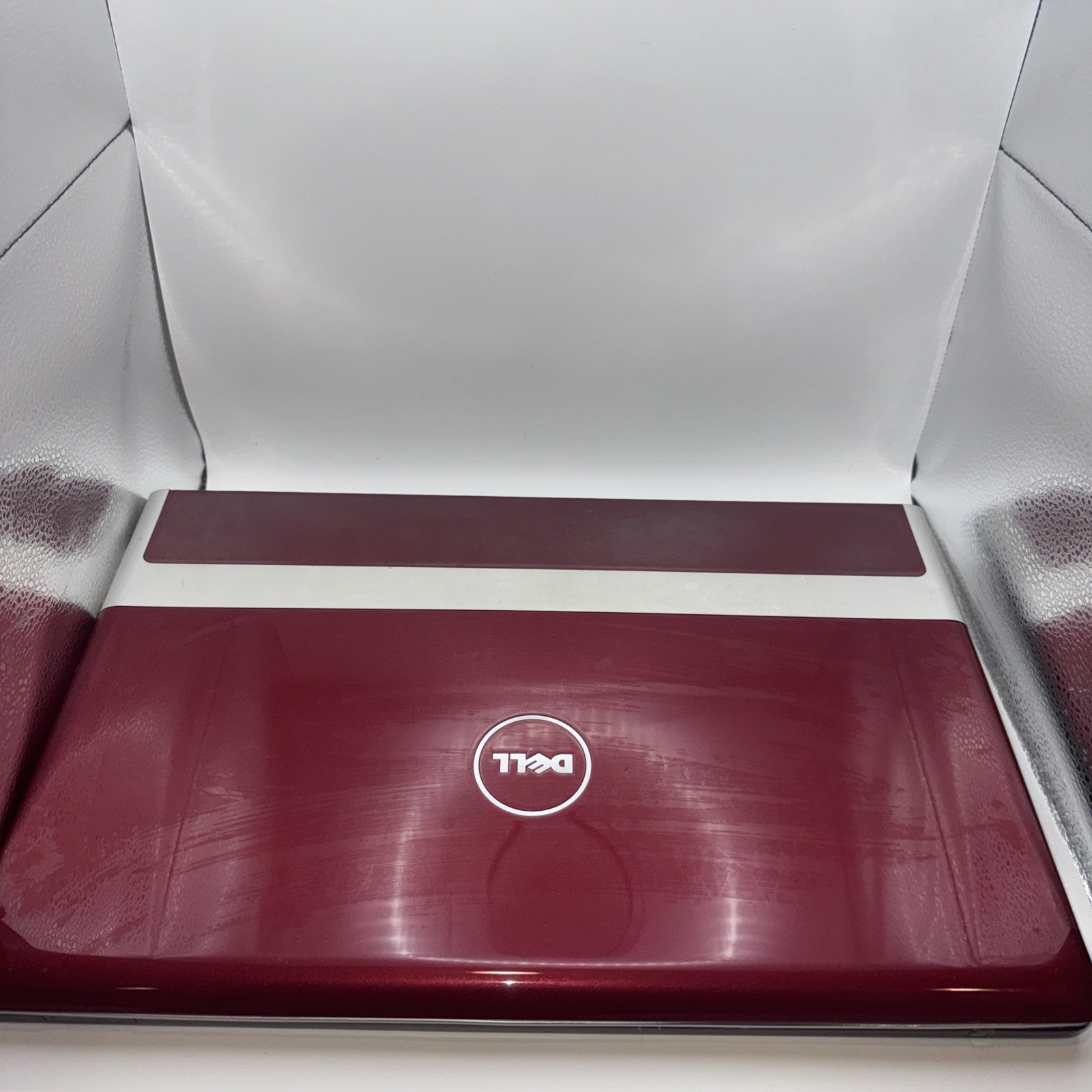 Dell Studio XPS 1640 Vintage Laptop-  NO HD- BATTERY ISSUE- FOR PARTS OR REPAIR 