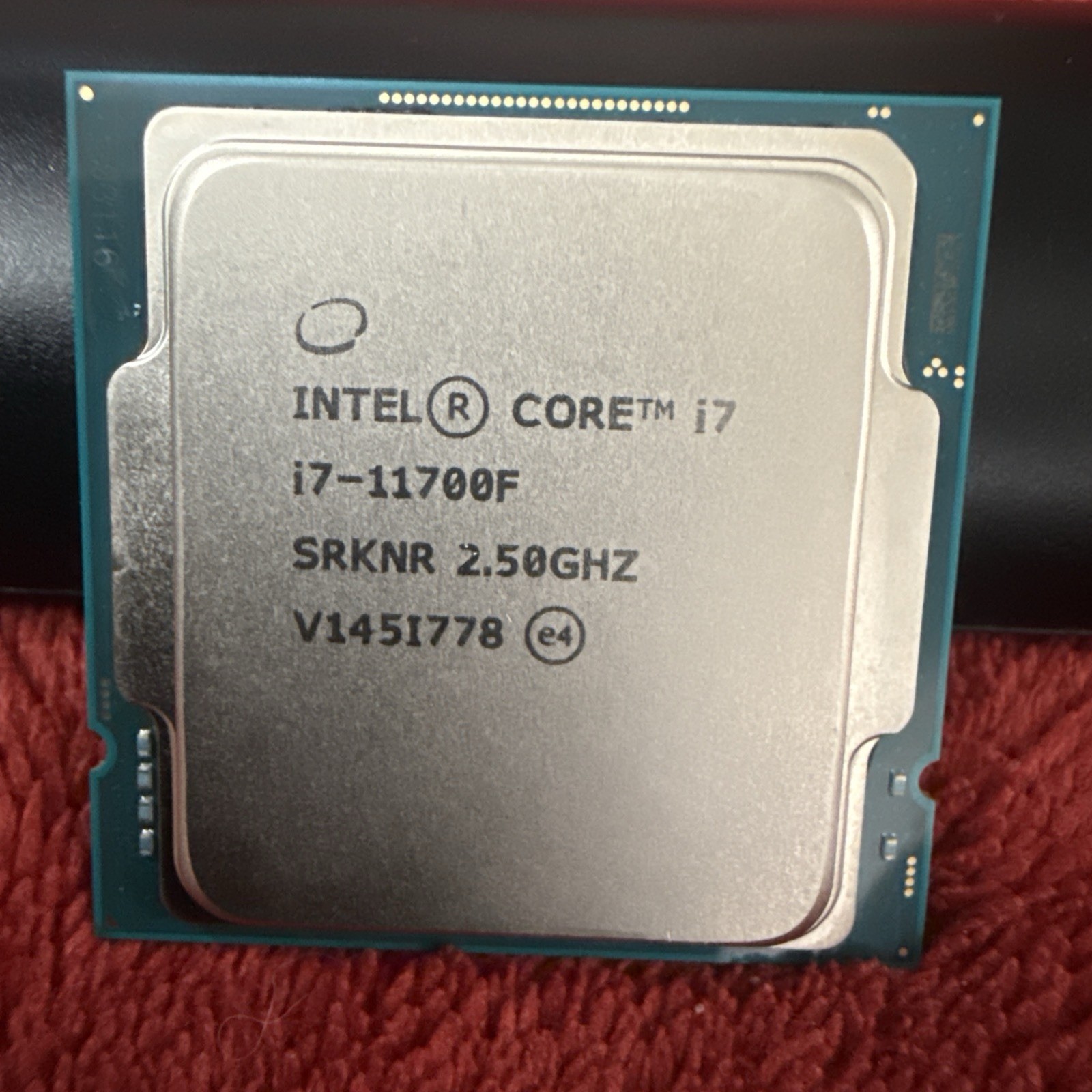 Intel Core i7-11700F 2.50GHz 8 Core SRKNR 16 Thread LGA 1200