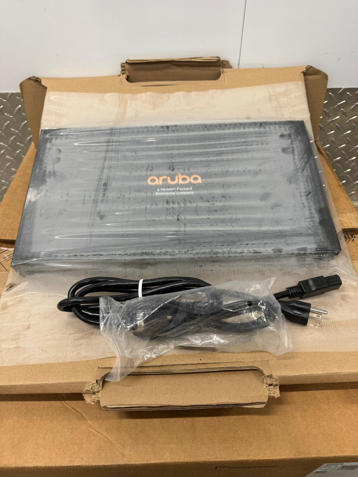 Hewlett Packard Enterprise Aruba 2530-48G Reman Network Switch - Opened Box