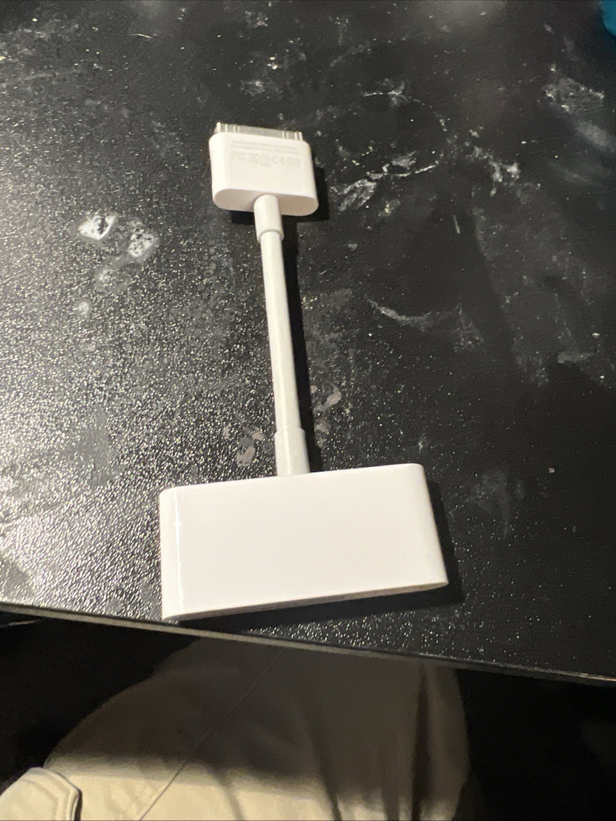 Apple Av Adapter  CHECK DESCRIPTION